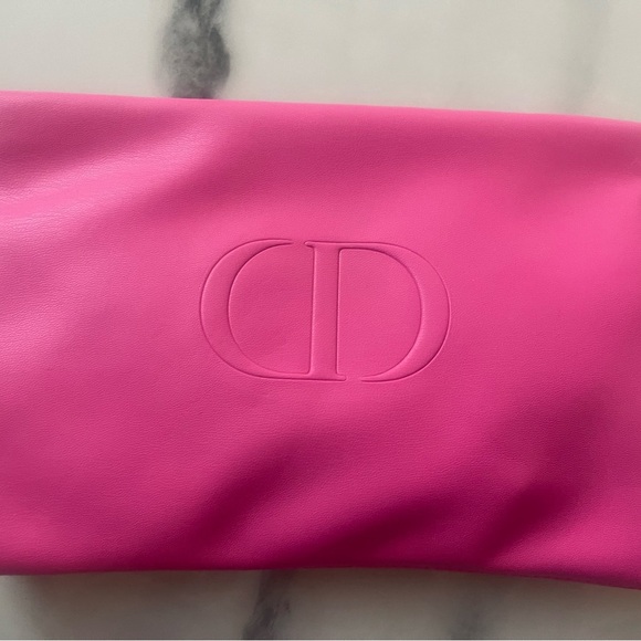 Dior White and Gold Gift Card - Picture 4 of 9